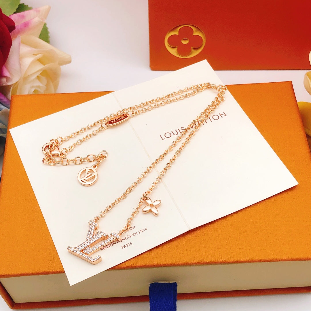 Louis Vuitton Luxury Necklace | Iconic Elegance & Boutique-Grade Quality 135