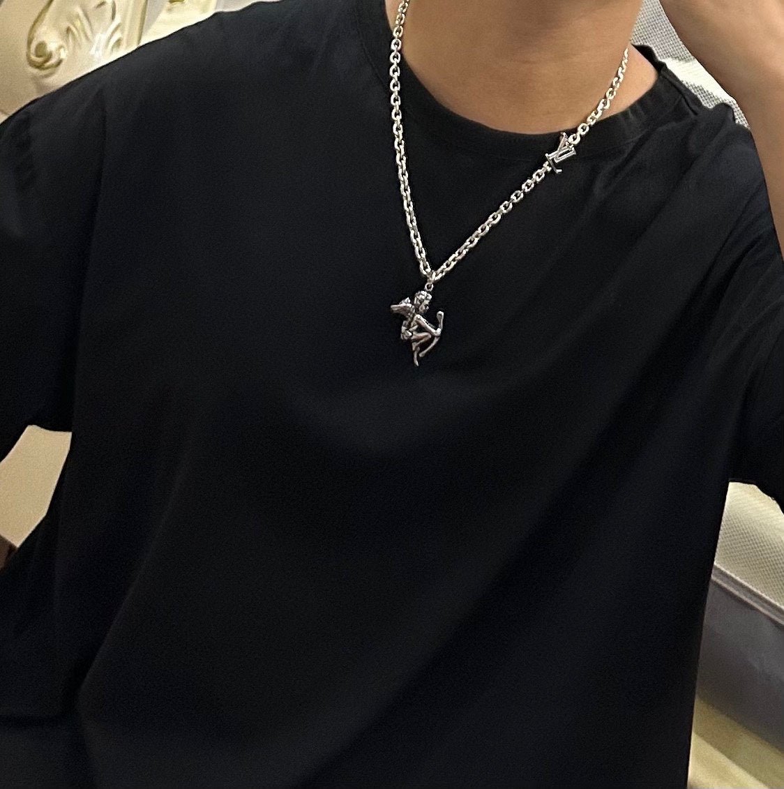 Louis Vuitton Luxury Necklace | Iconic Elegance & Boutique-Grade Quality 136