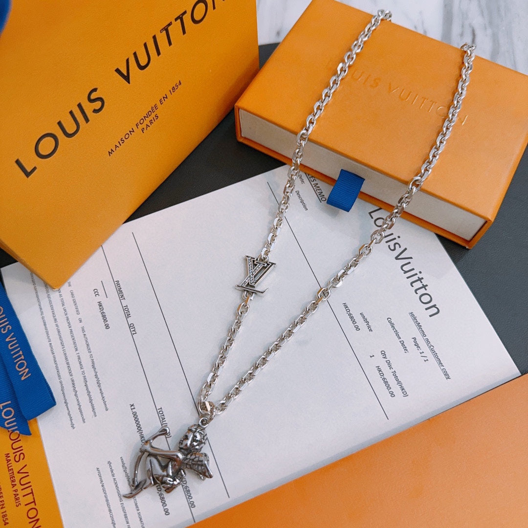 Louis Vuitton Luxury Necklace | Iconic Elegance & Boutique-Grade Quality 136