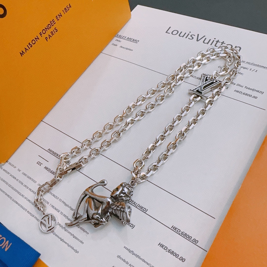 Louis Vuitton Luxury Necklace | Iconic Elegance & Boutique-Grade Quality 136