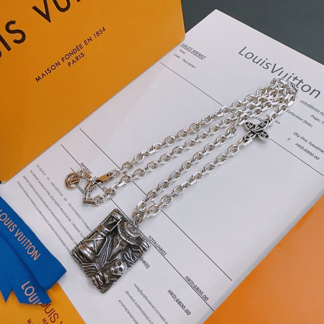 Louis Vuitton Luxury Necklace | Iconic Elegance & Boutique-Grade Quality 137