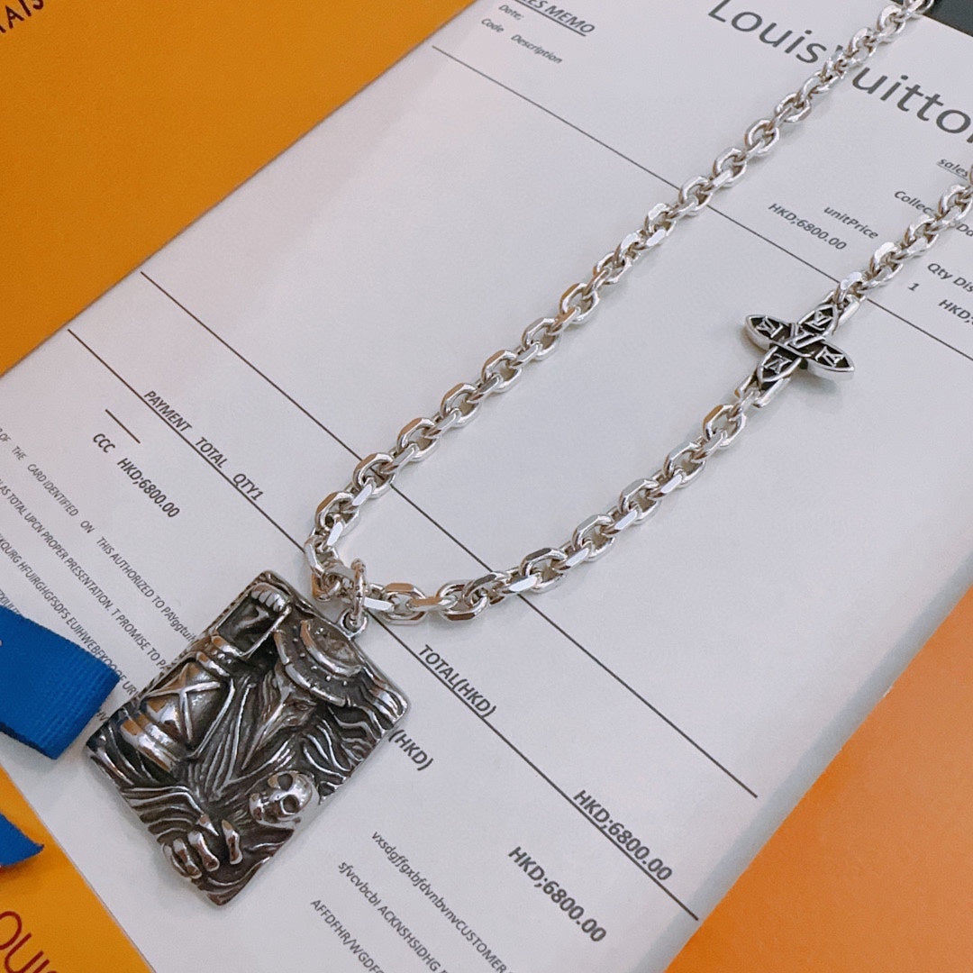 Louis Vuitton Luxury Necklace | Iconic Elegance & Boutique-Grade Quality 137