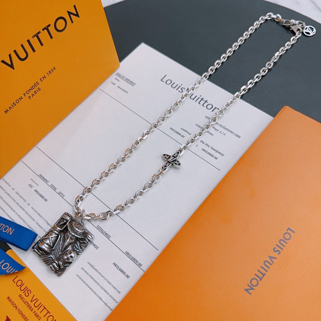 Louis Vuitton Luxury Necklace | Iconic Elegance & Boutique-Grade Quality 137