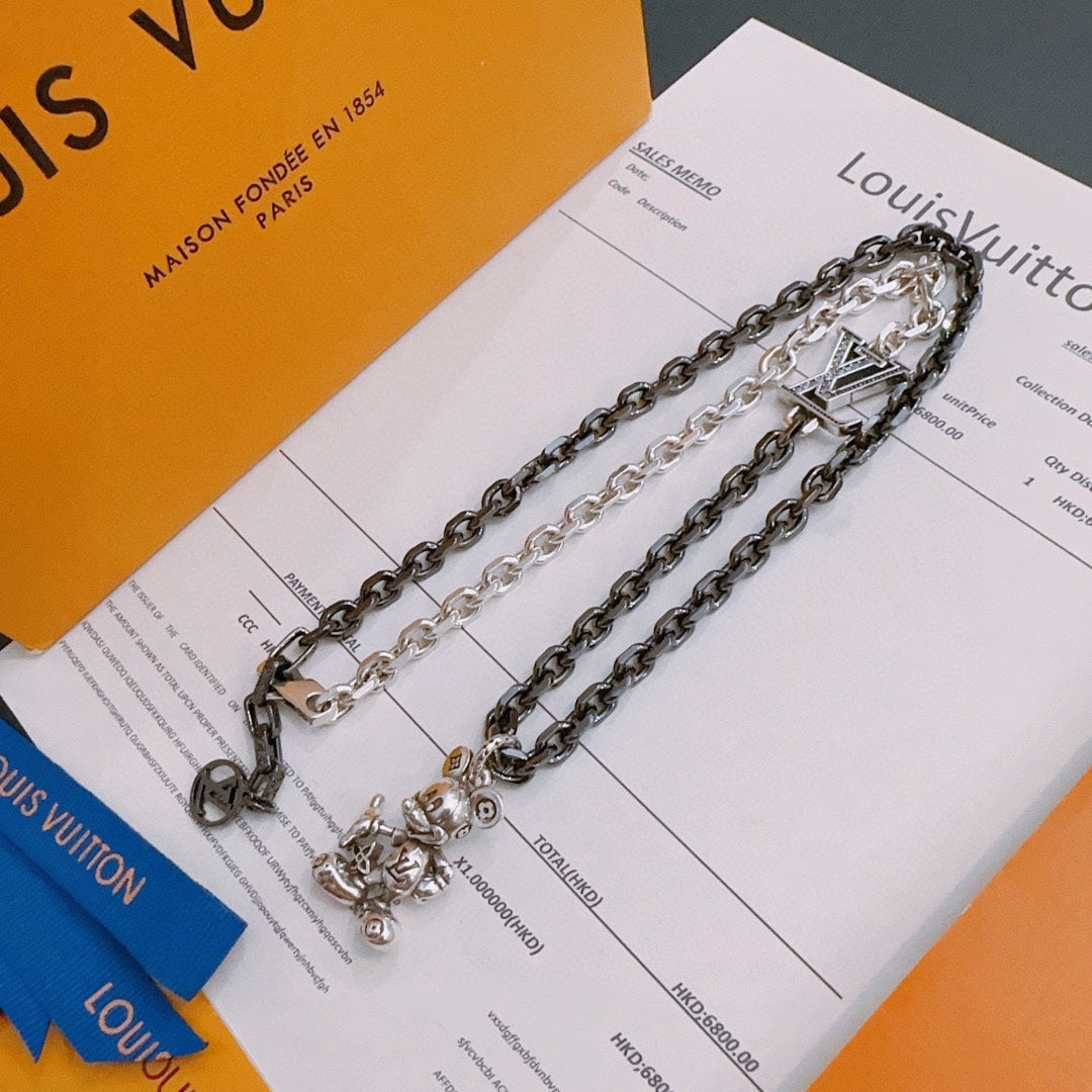 Louis Vuitton Luxury Necklace | Iconic Elegance & Boutique-Grade Quality 138