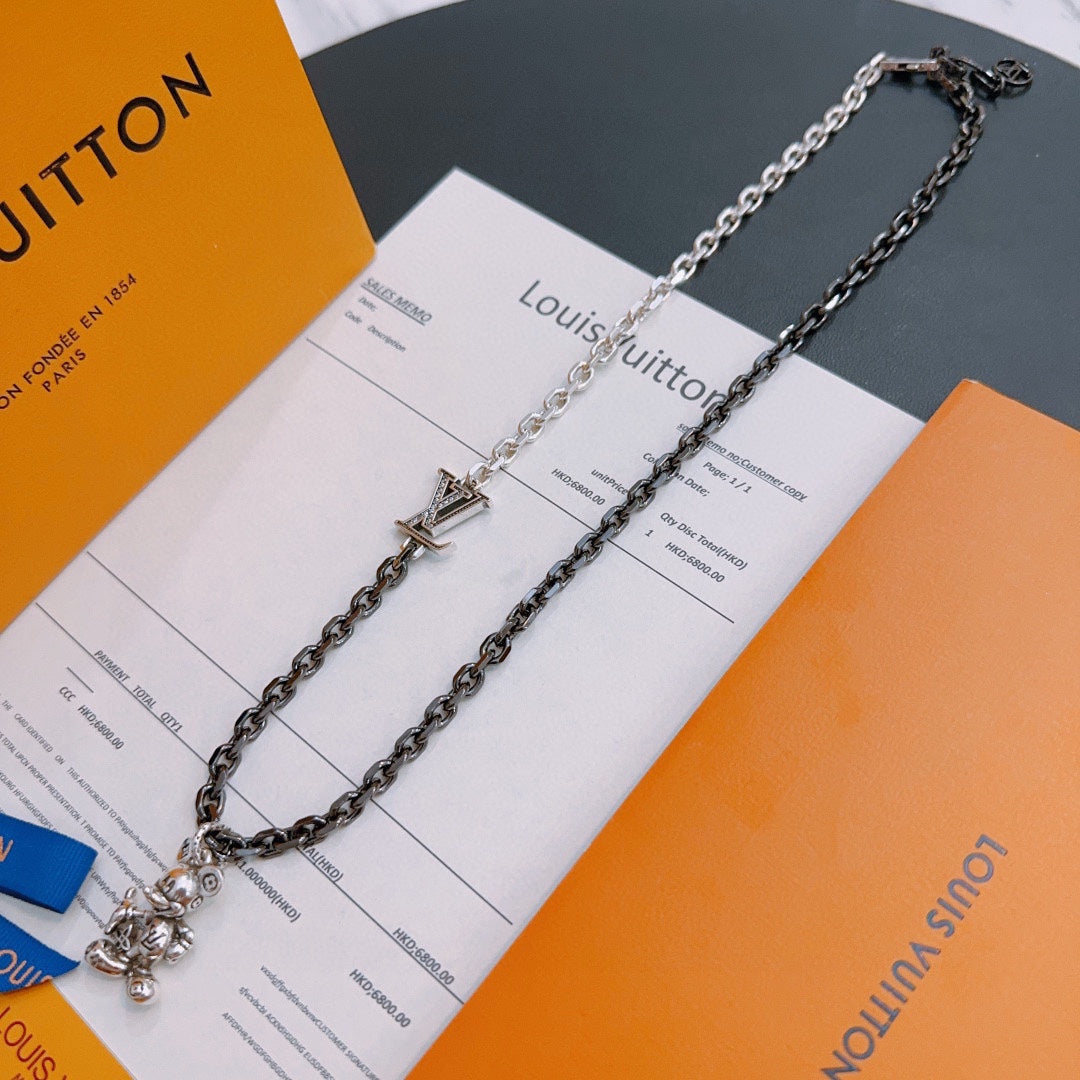 Louis Vuitton Luxury Necklace | Iconic Elegance & Boutique-Grade Quality 138