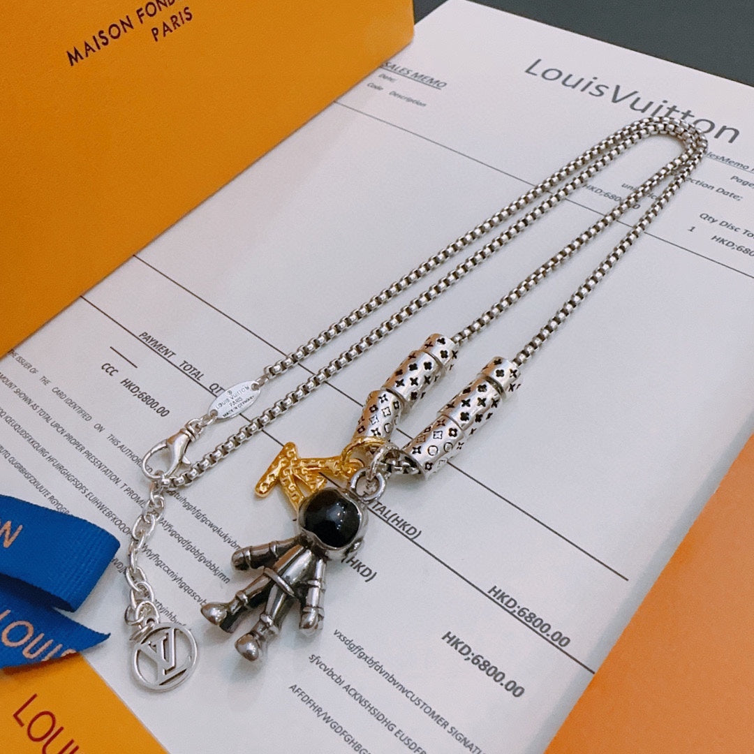Louis Vuitton Luxury Necklace | Iconic Elegance & Boutique-Grade Quality 139