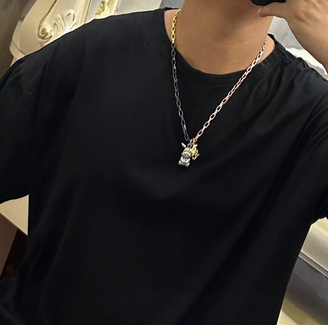 Louis Vuitton Luxury Necklace | Iconic Elegance & Boutique-Grade Quality 143