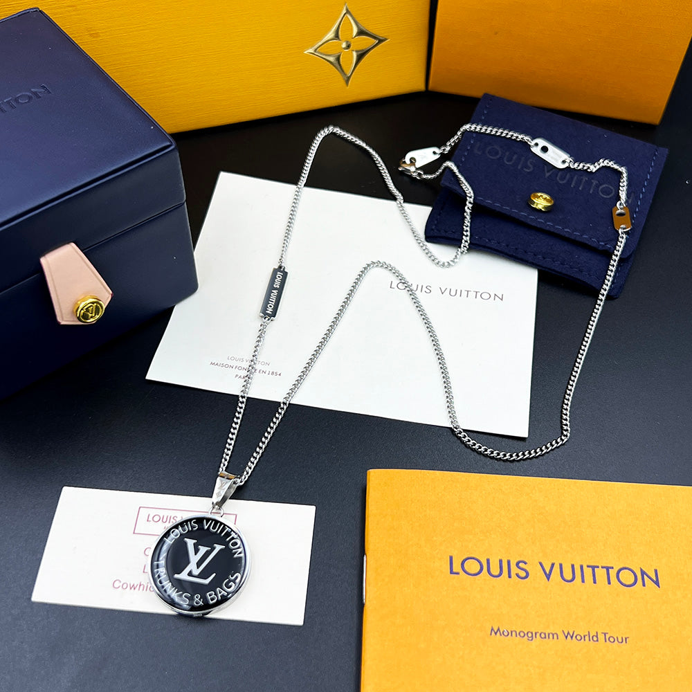 Louis Vuitton Luxury Necklace | Iconic Elegance & Boutique-Grade Quality 144
