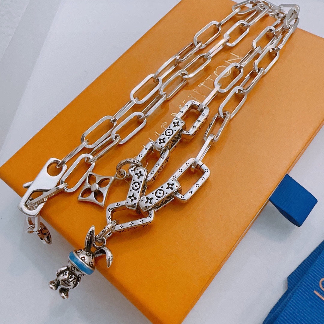 Louis Vuitton Luxury Necklace | Iconic Elegance & Boutique-Grade Quality 147