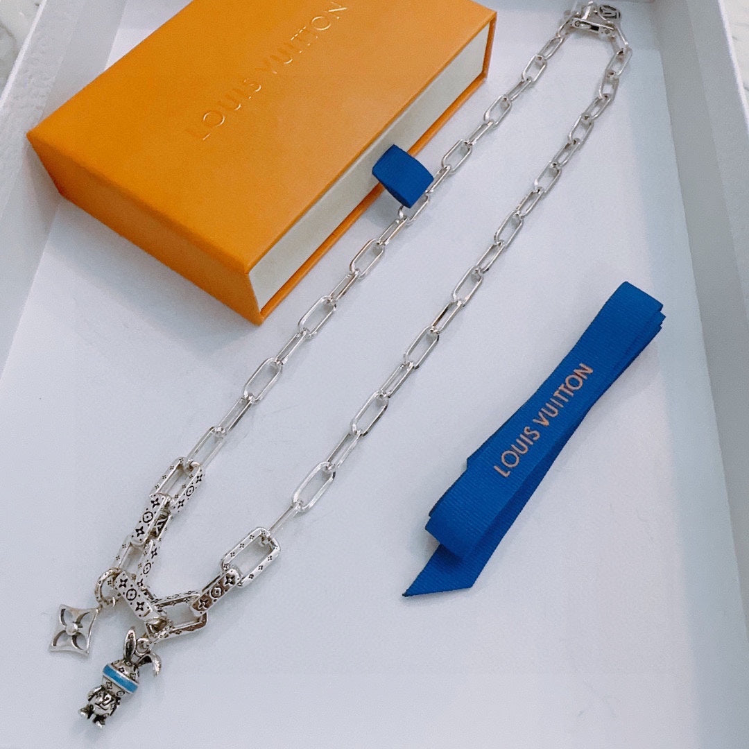 Louis Vuitton Luxury Necklace | Iconic Elegance & Boutique-Grade Quality 147