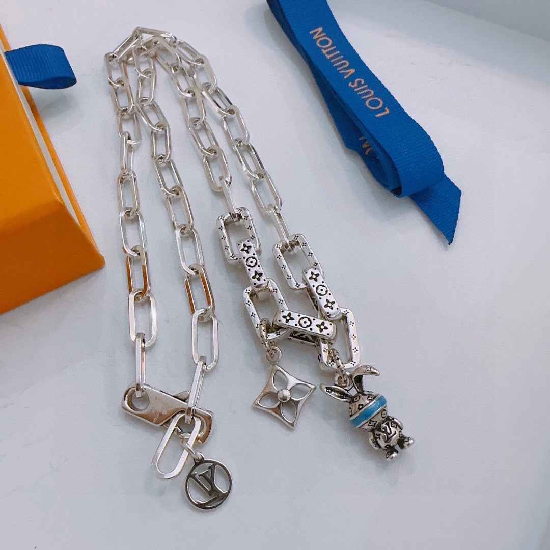 Louis Vuitton Luxury Necklace | Iconic Elegance & Boutique-Grade Quality 147