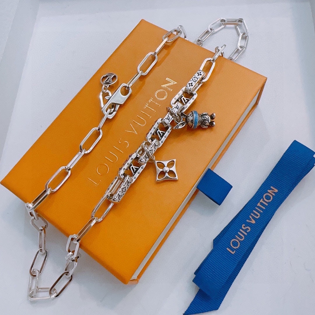 Louis Vuitton Luxury Necklace | Iconic Elegance & Boutique-Grade Quality 147