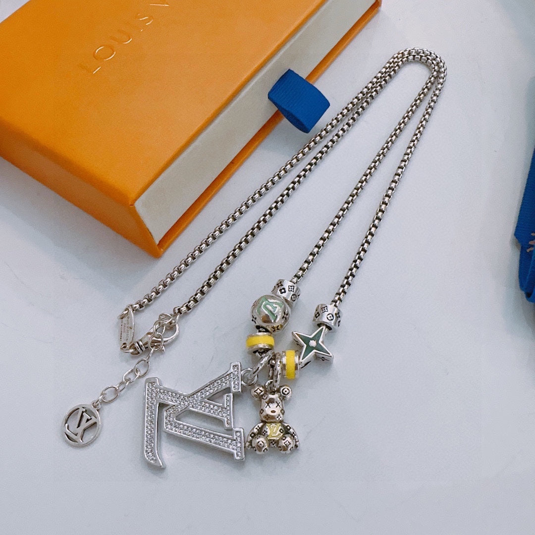 Louis Vuitton Luxury Necklace | Iconic Elegance & Boutique-Grade Quality 149