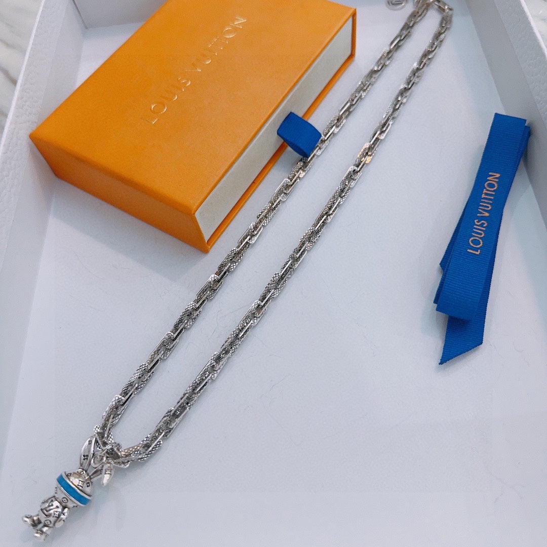 Louis Vuitton Luxury Necklace | Iconic Elegance & Boutique-Grade Quality 150