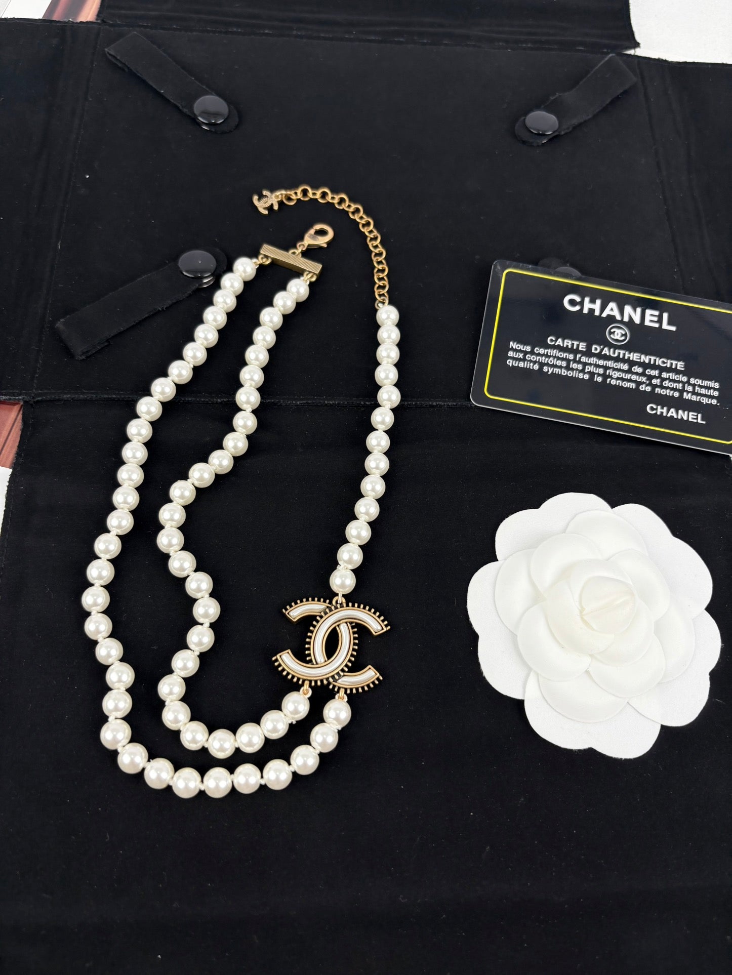 Chanel Luxury Necklace | Timeless Elegance & Boutique-Grade Quality 02