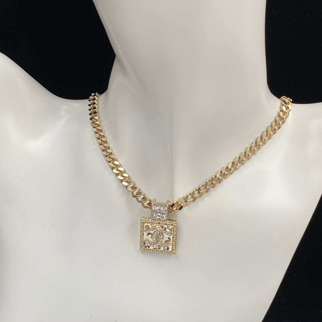 Chanel Luxury Necklace | Timeless Elegance & Boutique-Grade Quality 05