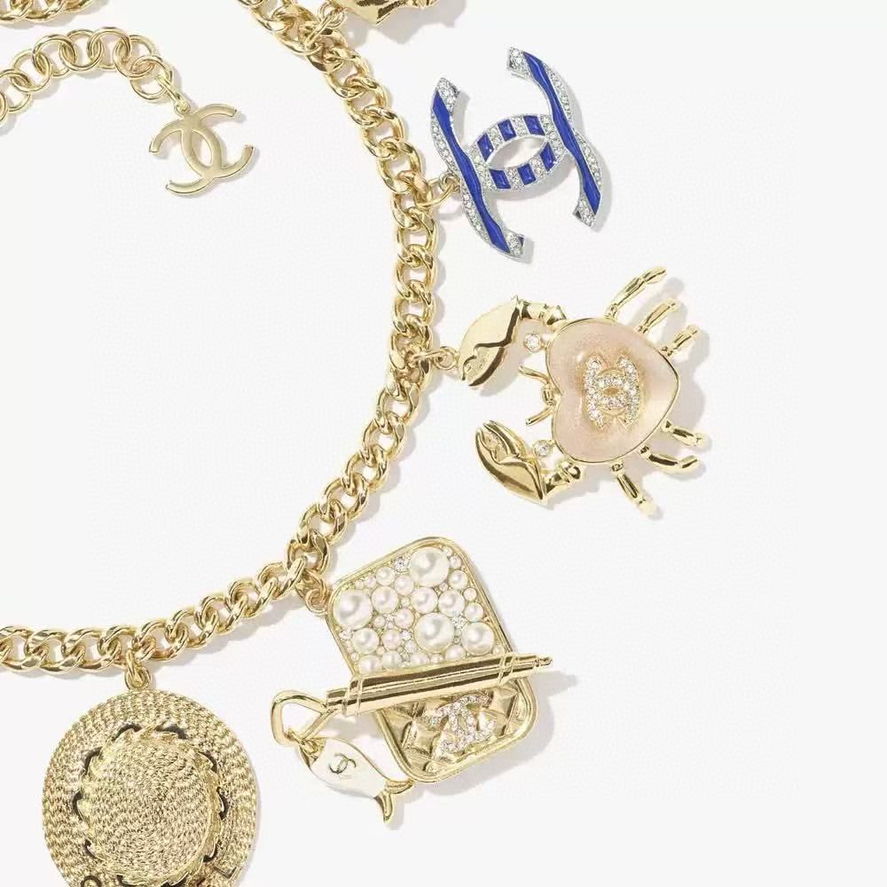 Chanel Luxury Necklace | Timeless Elegance & Boutique-Grade Quality 09