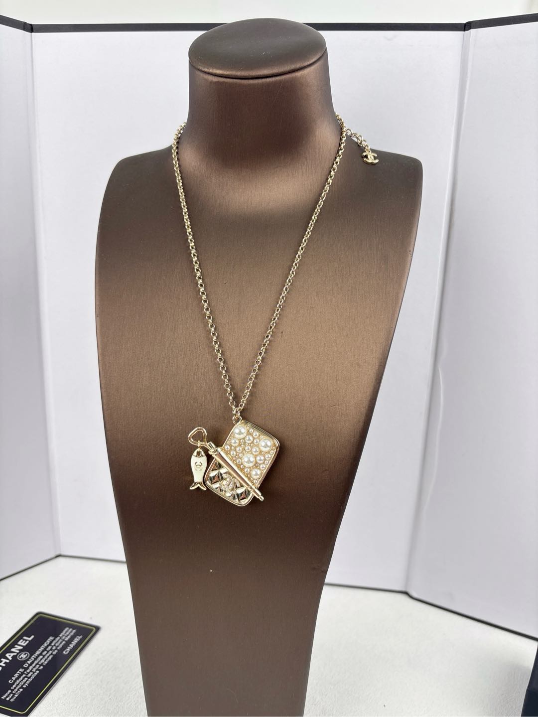 Chanel Luxury Necklace | Timeless Elegance & Boutique-Grade Quality 23