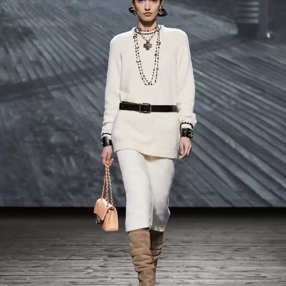 Chanel Luxury Necklace | Timeless Elegance & Boutique-Grade Quality 36