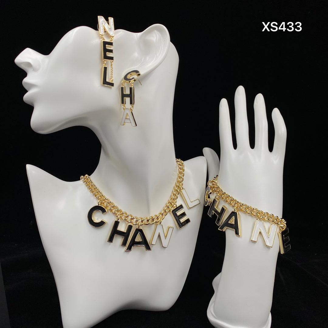 Chanel Luxury Earrings | Timeless Elegance & Boutique-Grade Quality 02