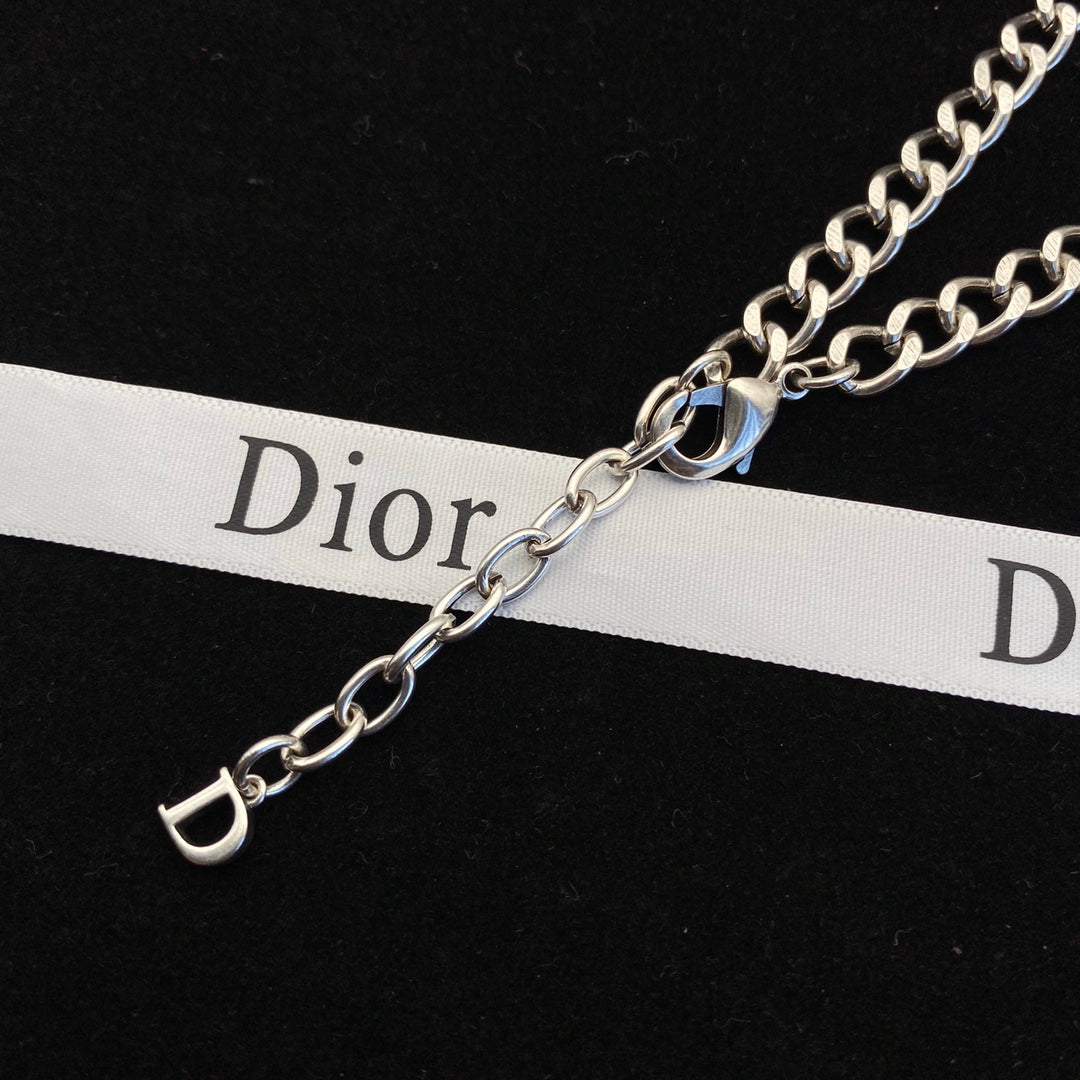 Dior Luxury Necklace | Timeless Elegance & Boutique-Grade Quality 03