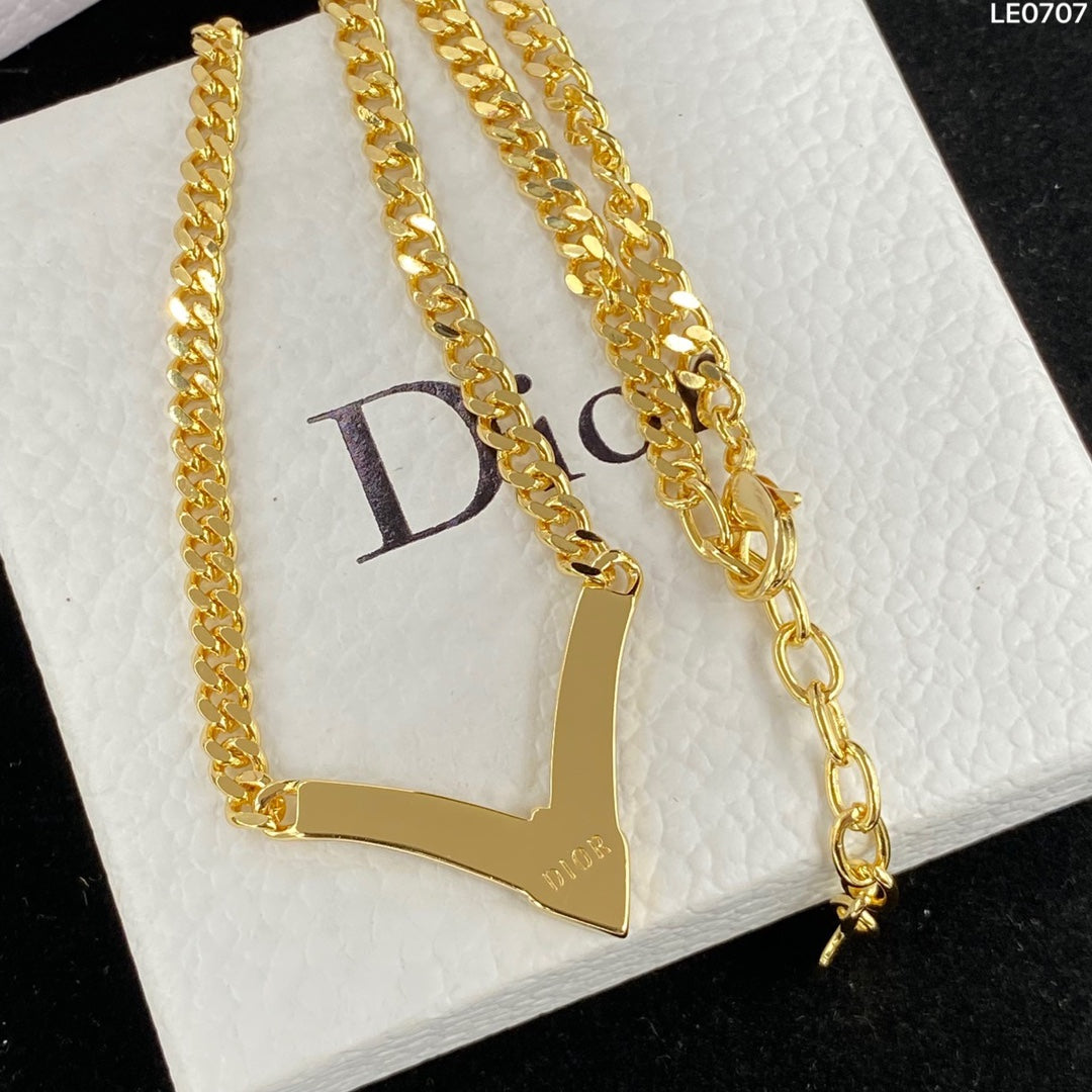 Dior Luxury Necklace | Timeless Elegance & Boutique-Grade Quality 09