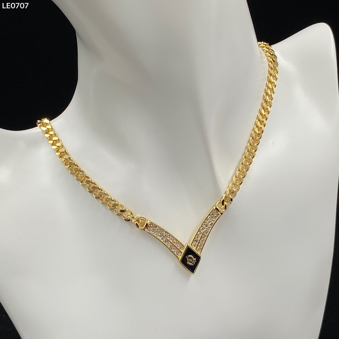 Dior Luxury Necklace | Timeless Elegance & Boutique-Grade Quality 09