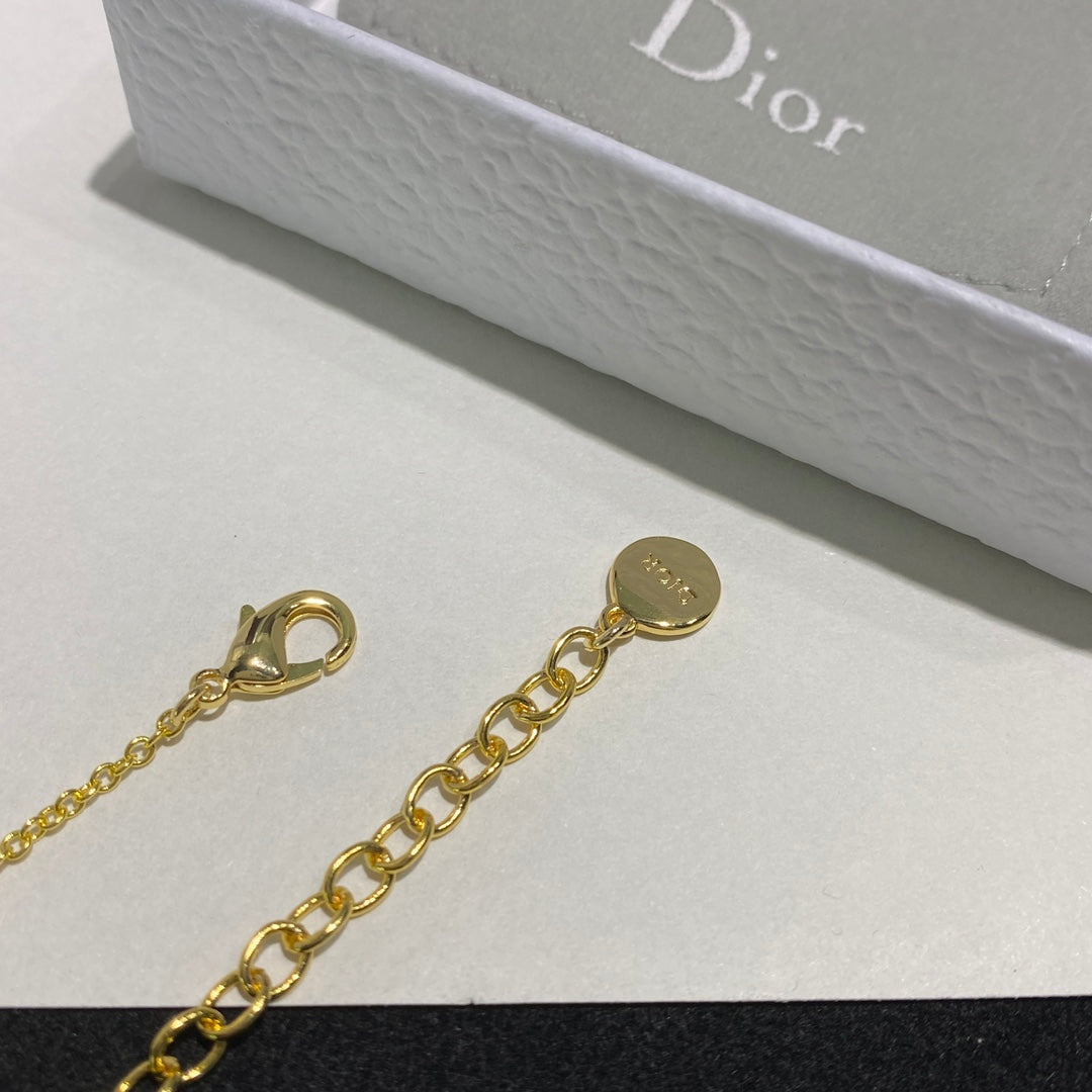 Dior Luxury Necklace | Timeless Elegance & Boutique-Grade Quality 15