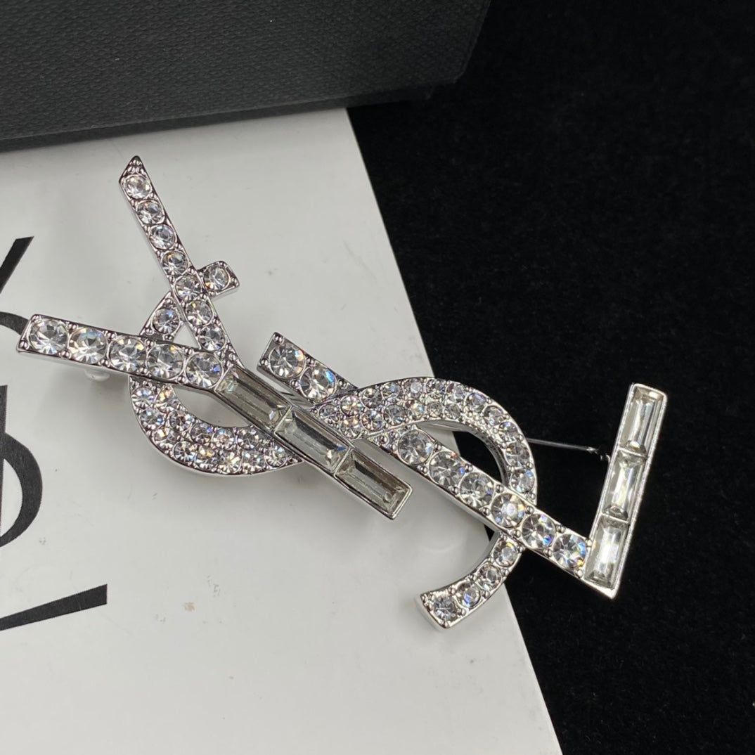 YSL Luxury Brooch | Iconic Elegance & Boutique-Grade Quality 01