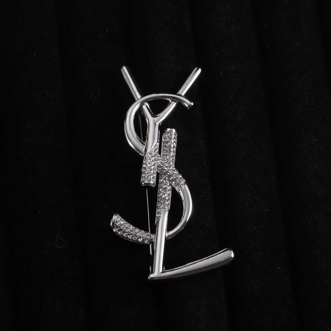 YSL Luxury Brooch | Iconic Elegance & Boutique-Grade Quality 03