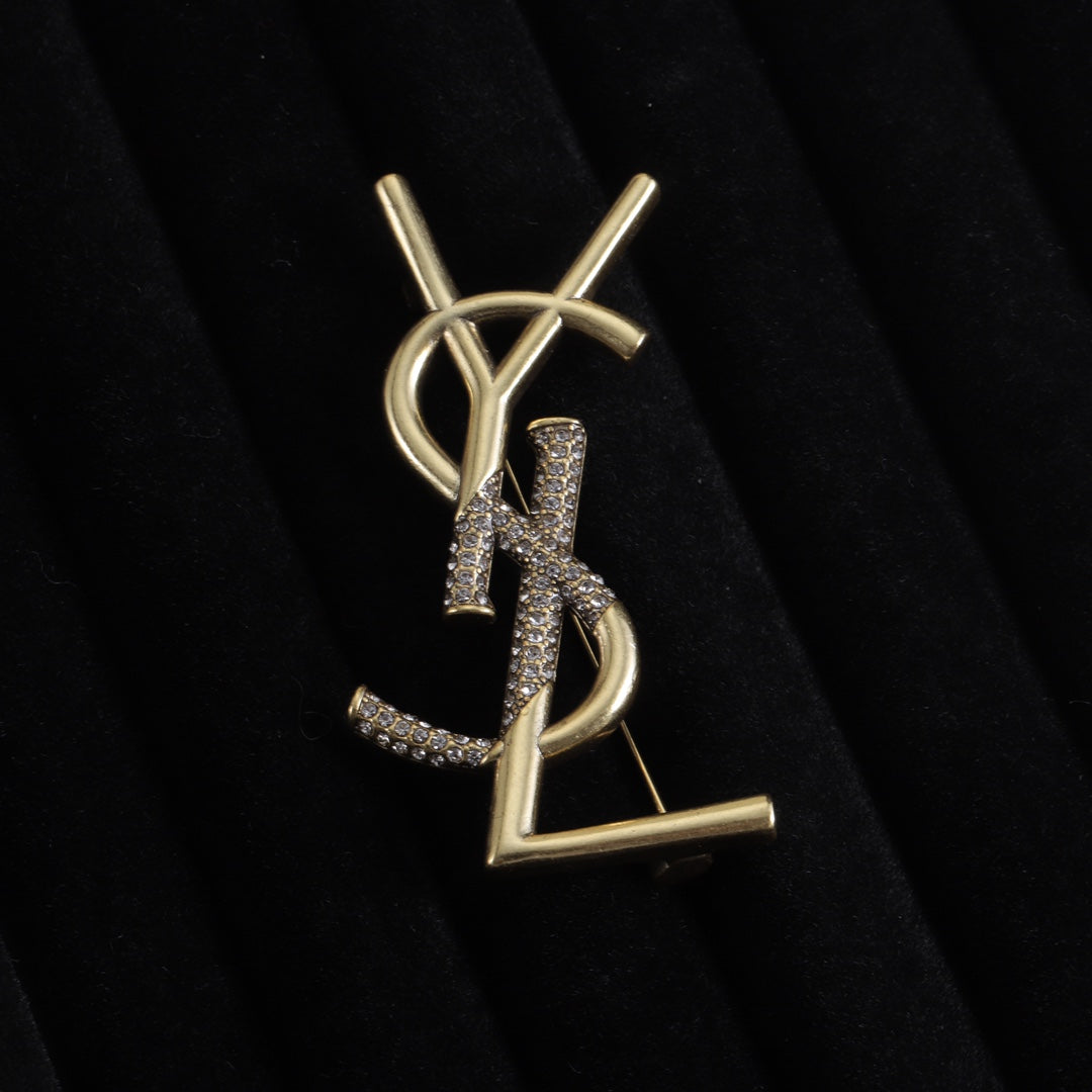 YSL Luxury Brooch | Iconic Elegance & Boutique-Grade Quality 03