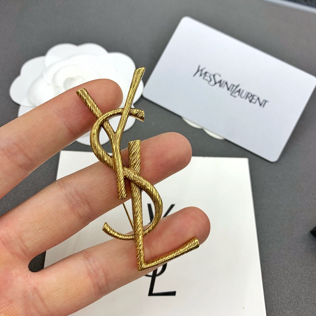 YSL Luxury Brooch | Iconic Elegance & Boutique-Grade Quality 04