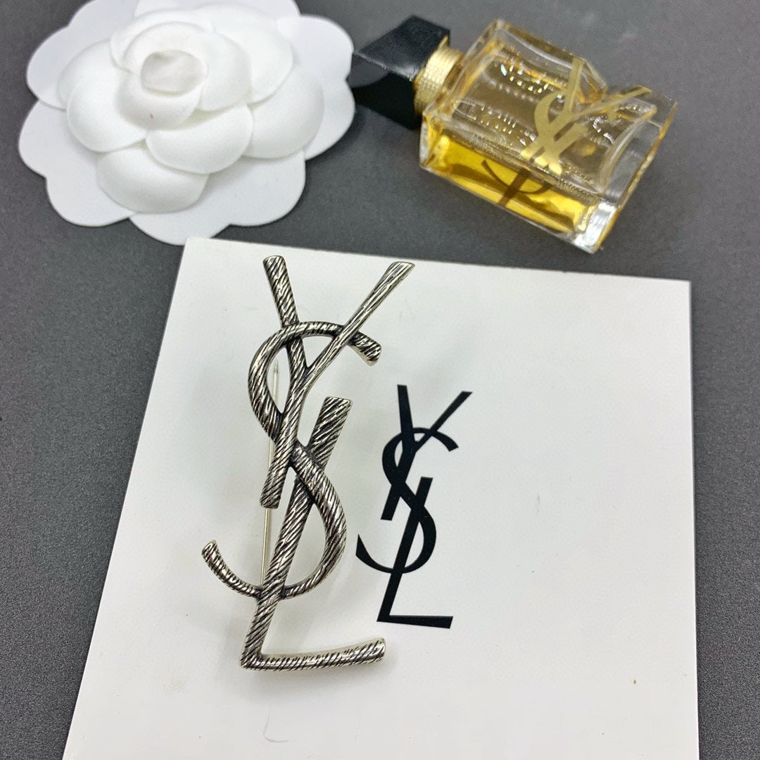 YSL Luxury Brooch | Iconic Elegance & Boutique-Grade Quality 04