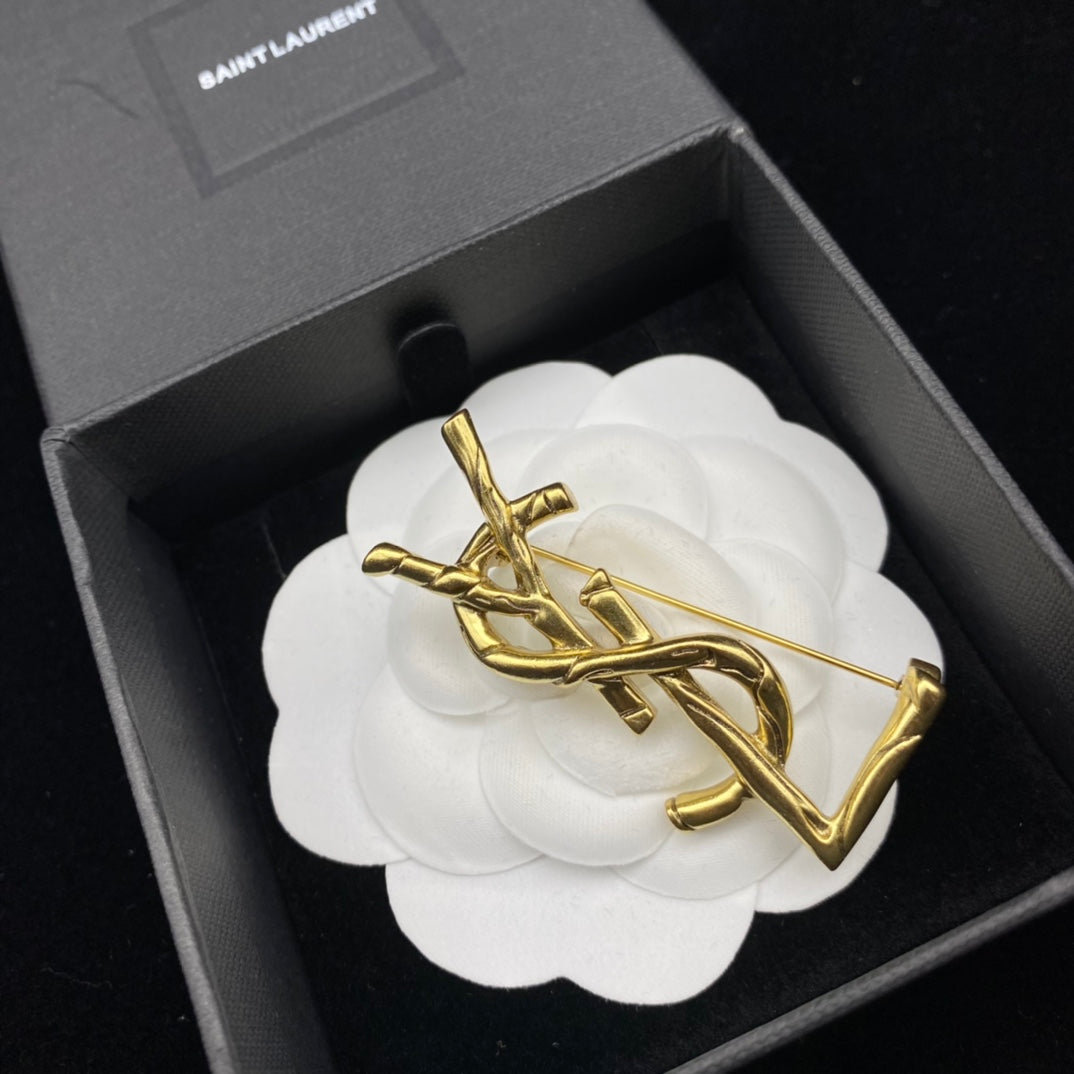 YSL Luxury Brooch | Iconic Elegance & Boutique-Grade Quality 08