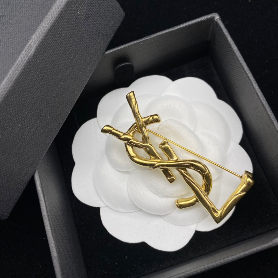YSL Luxury Brooch | Iconic Elegance & Boutique-Grade Quality 08