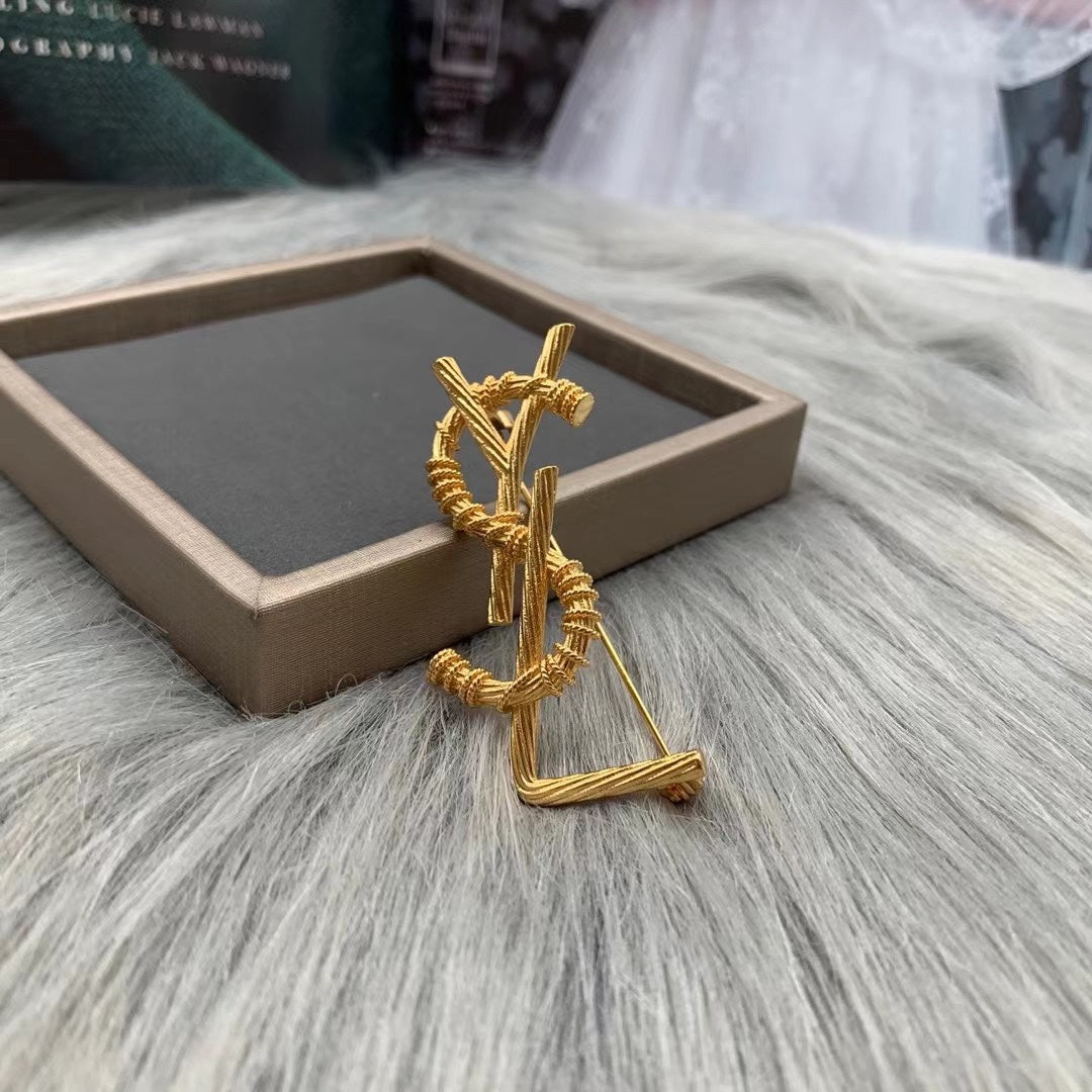 YSL Luxury Brooch | Iconic Elegance & Boutique-Grade Quality 12