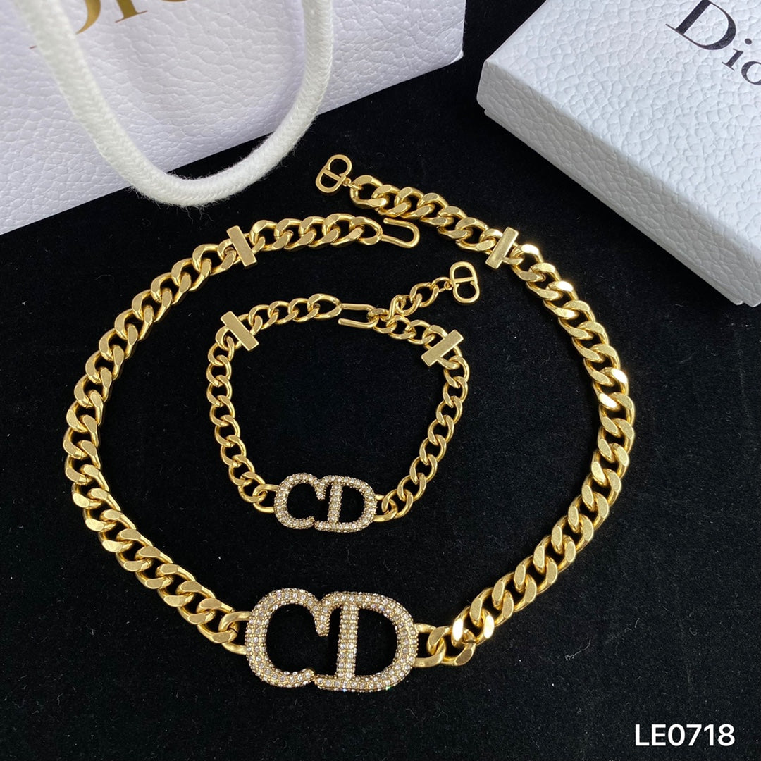 Dior Luxury Bracelet | Iconic Elegance & Boutique-Grade Quality 01