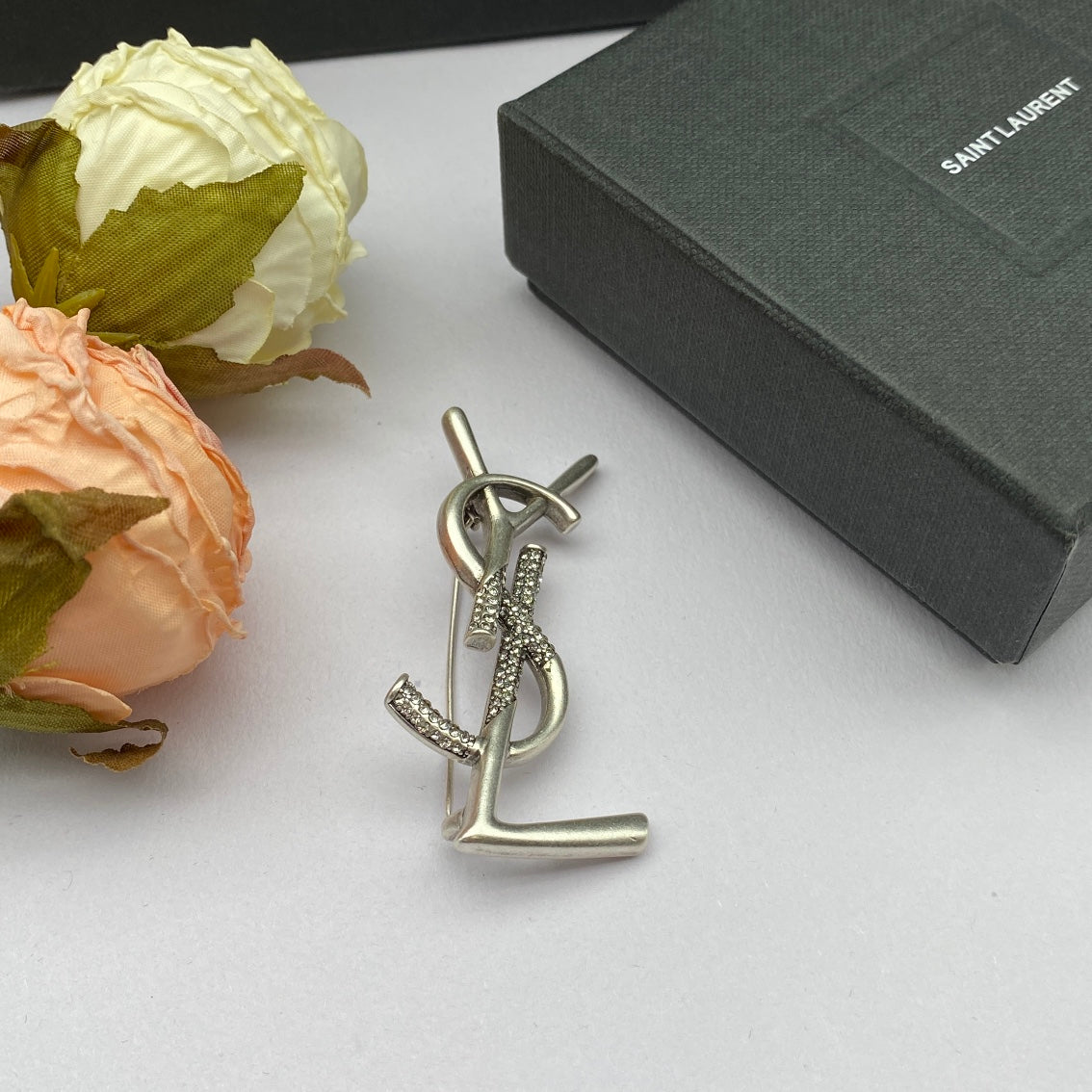 YSL Luxury Brooch | Iconic Elegance & Boutique-Grade Quality 16