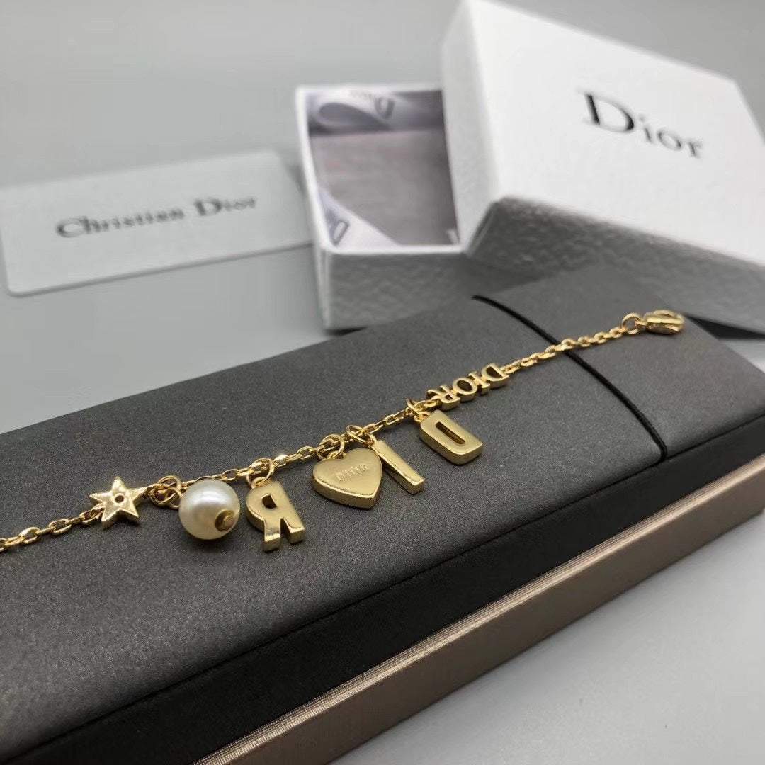 Dior Luxury Bracelet | Iconic Elegance & Boutique-Grade Quality 04