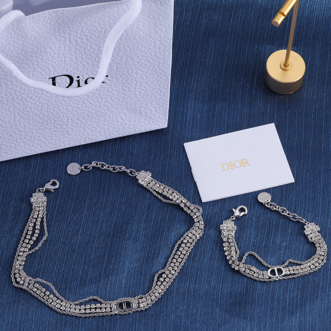 Dior Luxury Bracelet | Iconic Elegance & Boutique-Grade Quality 08