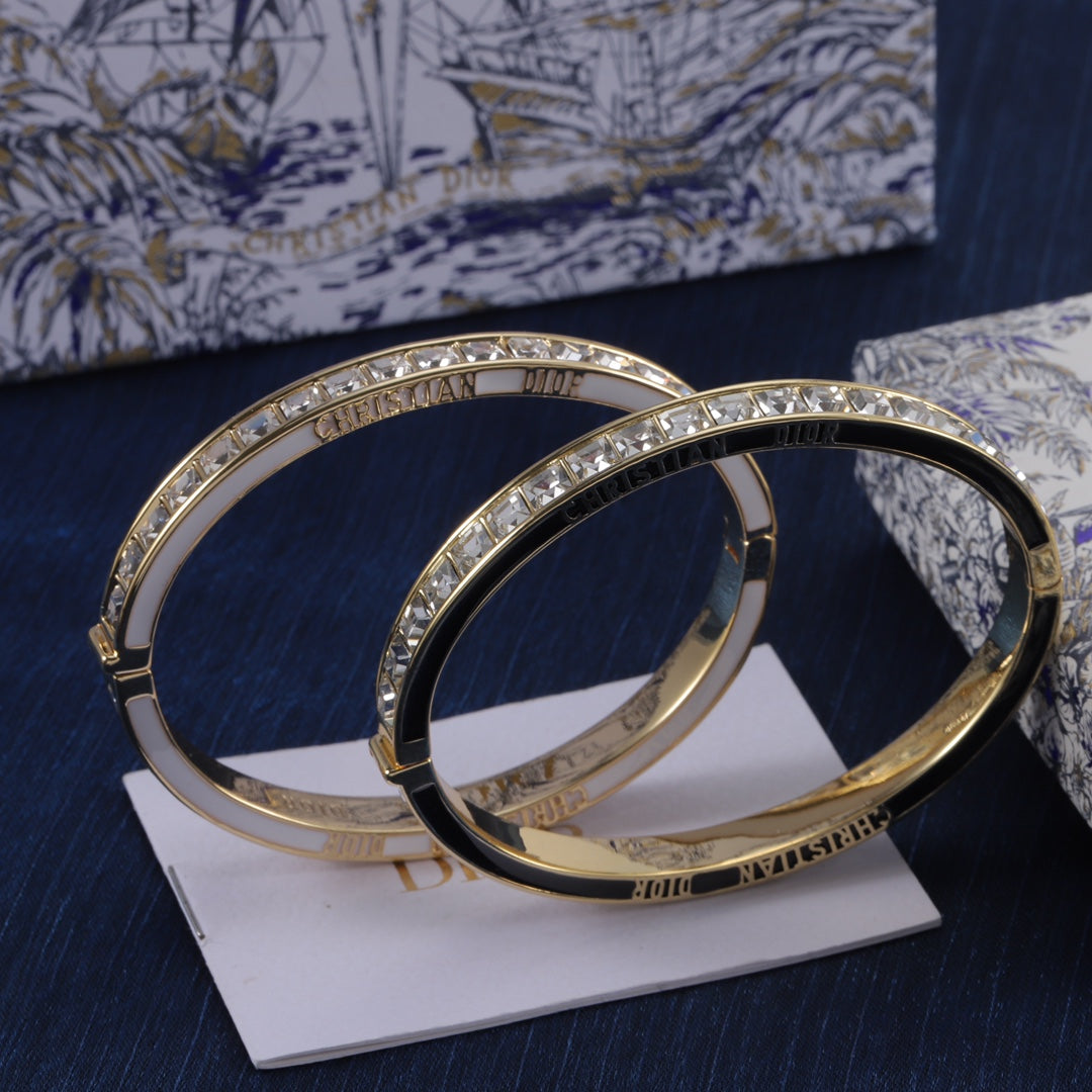 Dior Luxury Bracelet | Iconic Elegance & Boutique-Grade Quality 13