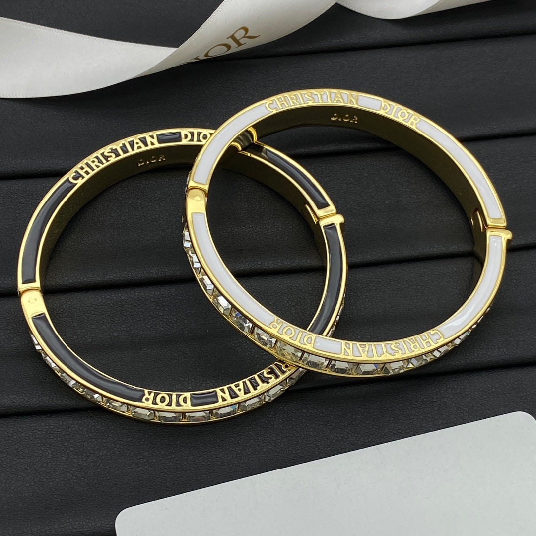 Dior Luxury Bracelet | Iconic Elegance & Boutique-Grade Quality 18