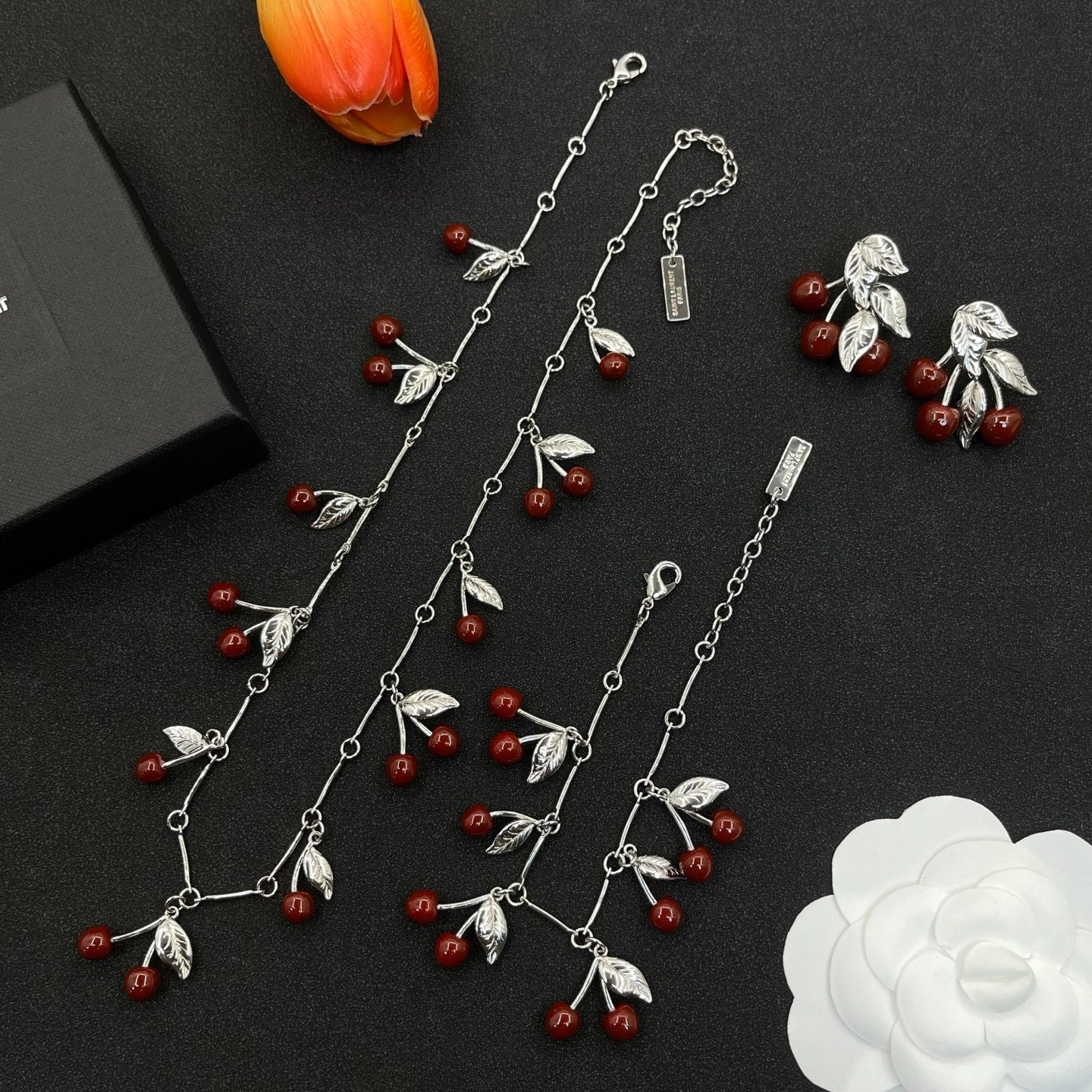 YSL Luxury Necklace | Timeless Elegance & Boutique-Grade Quality 01