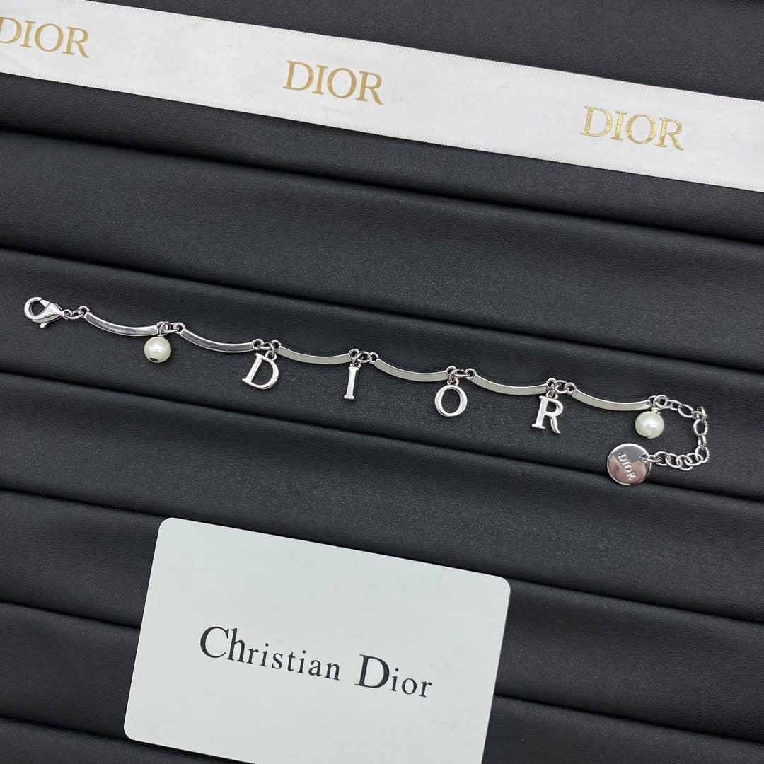 Dior Luxury Bracelet | Iconic Elegance & Boutique-Grade Quality 33