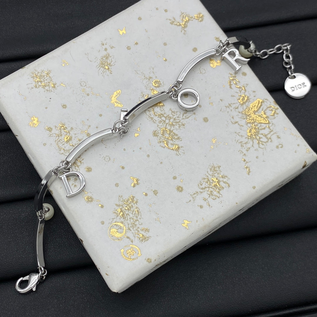 Dior Luxury Bracelet | Iconic Elegance & Boutique-Grade Quality 33