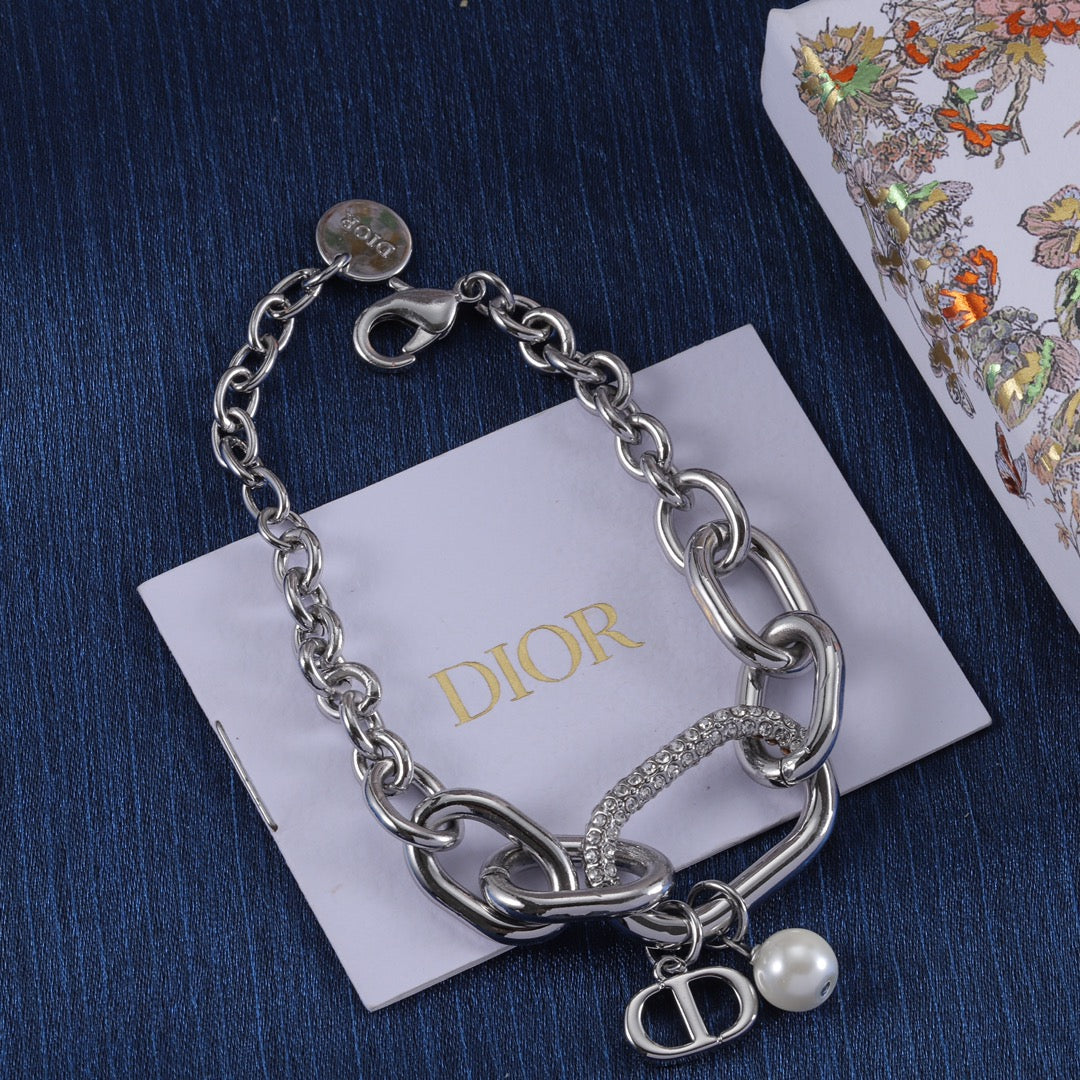 Dior Luxury Bracelet | Iconic Elegance & Boutique-Grade Quality 39