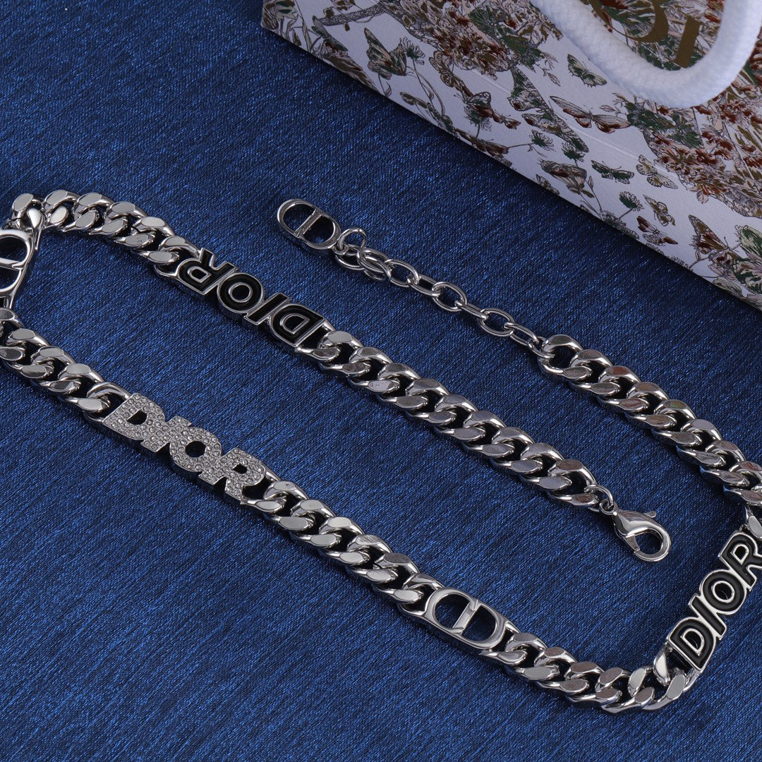 Dior Luxury Bracelet | Iconic Elegance & Boutique-Grade Quality 40