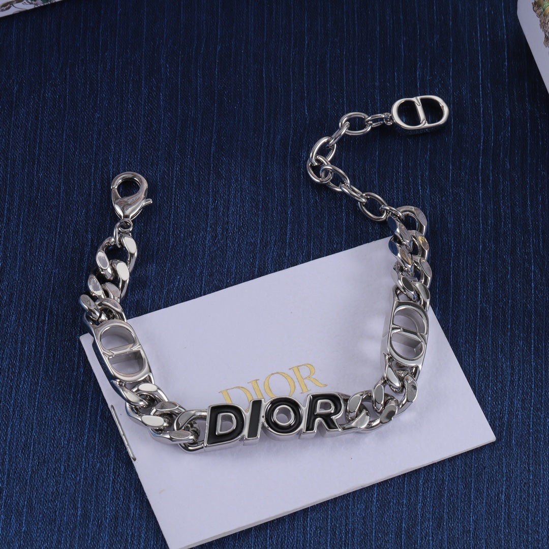 Dior Luxury Bracelet | Iconic Elegance & Boutique-Grade Quality 40