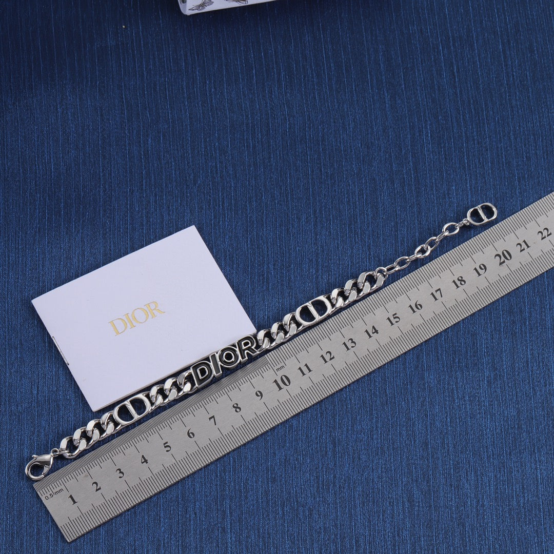 Dior Luxury Bracelet | Iconic Elegance & Boutique-Grade Quality 40