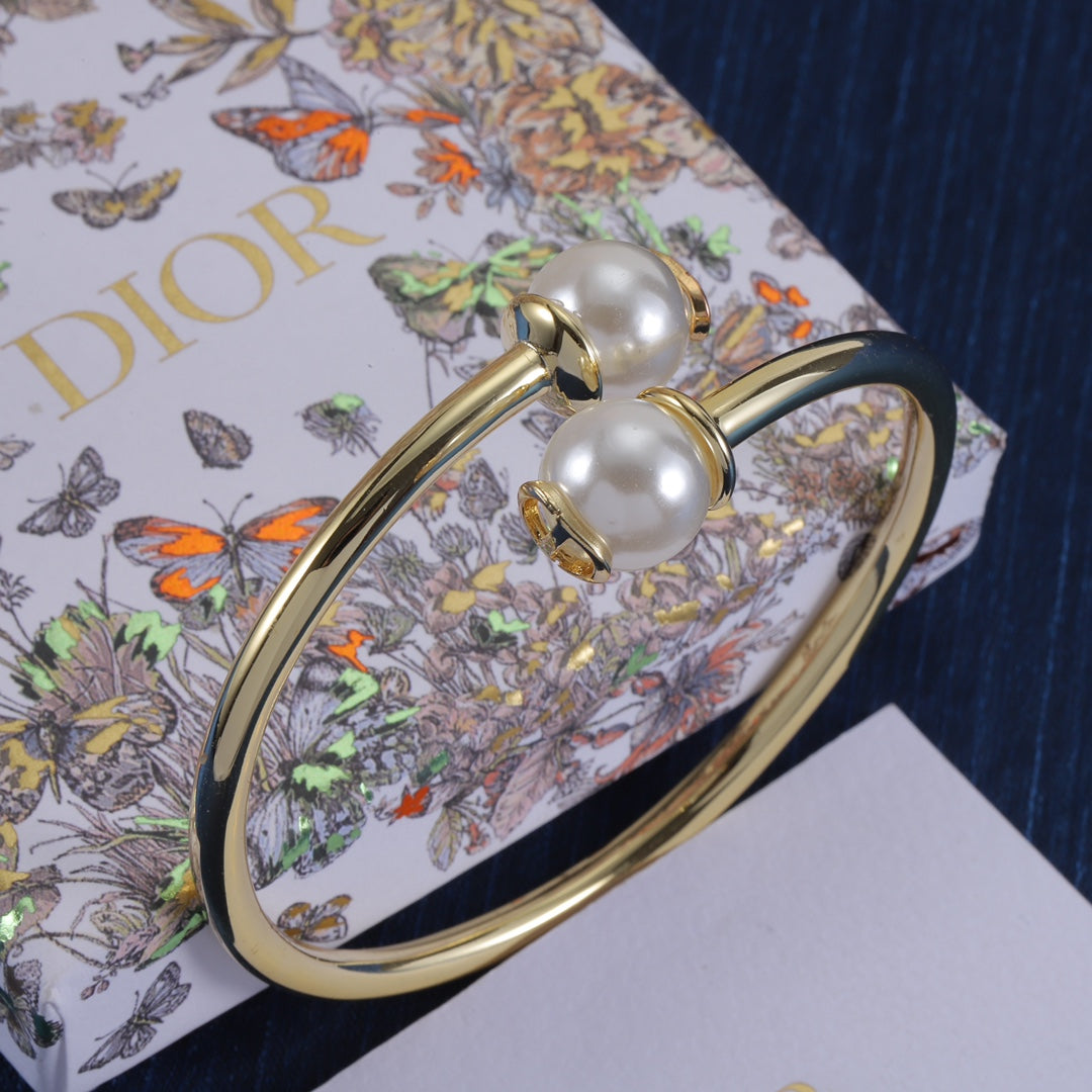 Dior Luxury Bracelet | Iconic Elegance & Boutique-Grade Quality 42